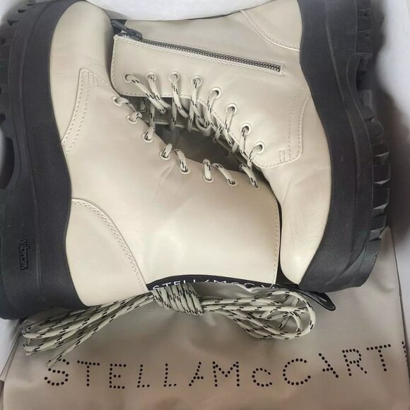 Stella McCartney Ivory Vegan Leather Trace Combat Boot Lace Rubber Lug Sole Sz 9 - Picture 1 of 10